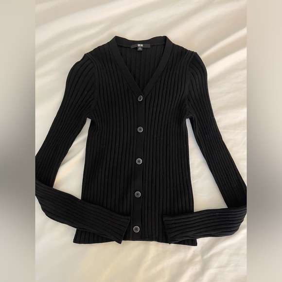 Uniqlo ribbed cardigan - Picture 1 of 2